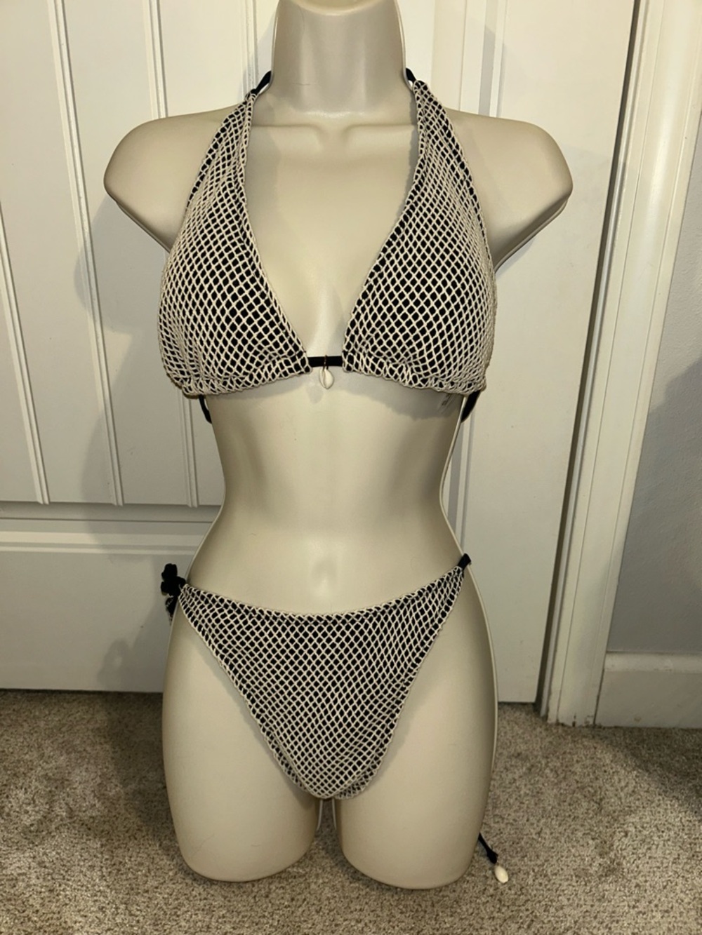NEW Zaful Shell Black and White Mesh Triangle Bikini Brazilian Women Swim Sz L